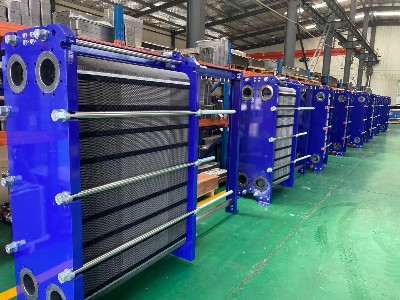 為什么冷水機(jī)組板式熱交換器凍裂，這就是原因